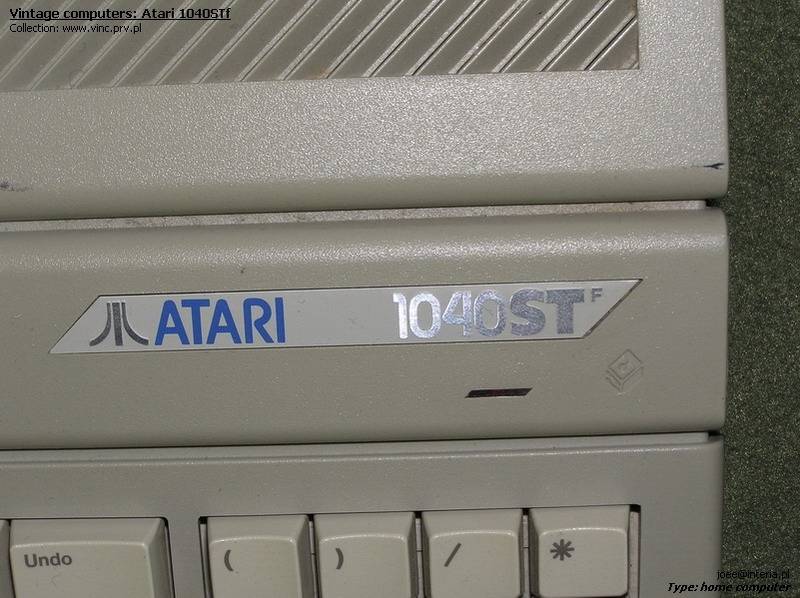 Atari 1040STf - 02.jpg